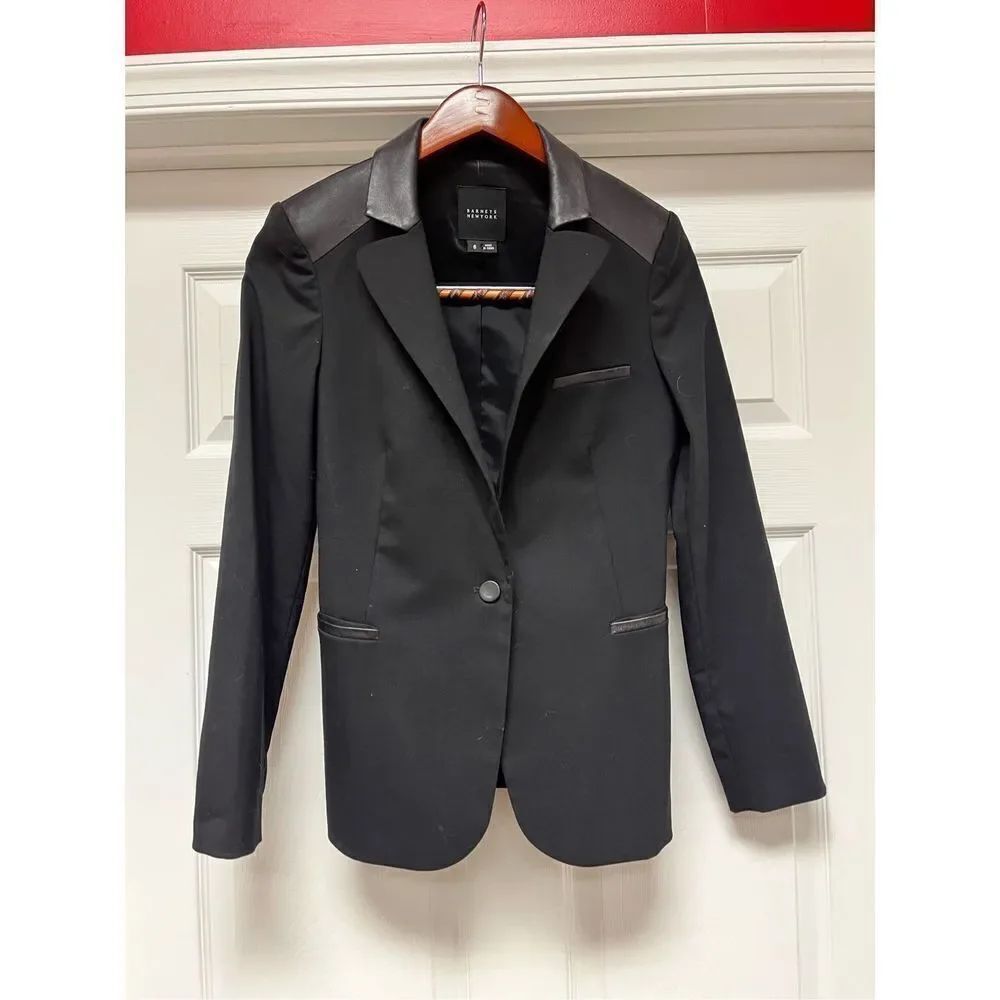 Barney’s New York Black Leather Trimmed Jacket Blazer sz 6 EUC